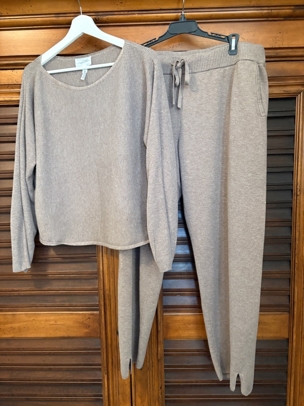 Soma taupe knit loungewear top and bottom set
